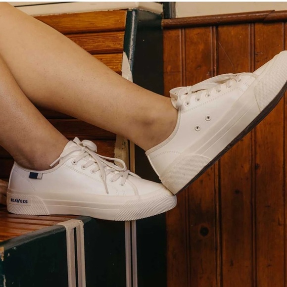 SeaVees Women’s SeaChange LTT in White Corn Leather Sz 11 Blokecore Momcore - Picture 3 of 16